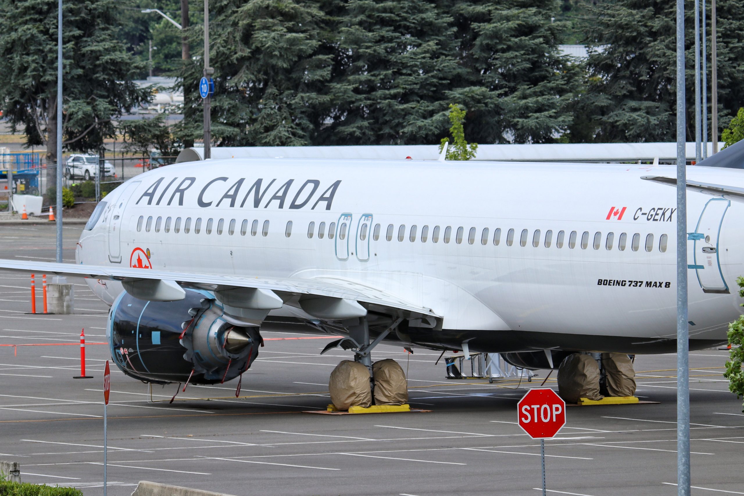 Air Canada 737 MAX 8