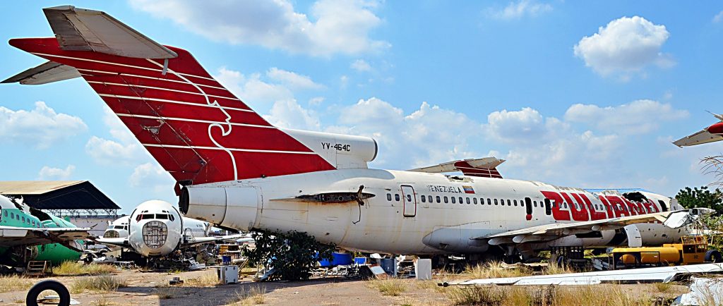 Zuliana B727 WFU at Maracaibo.