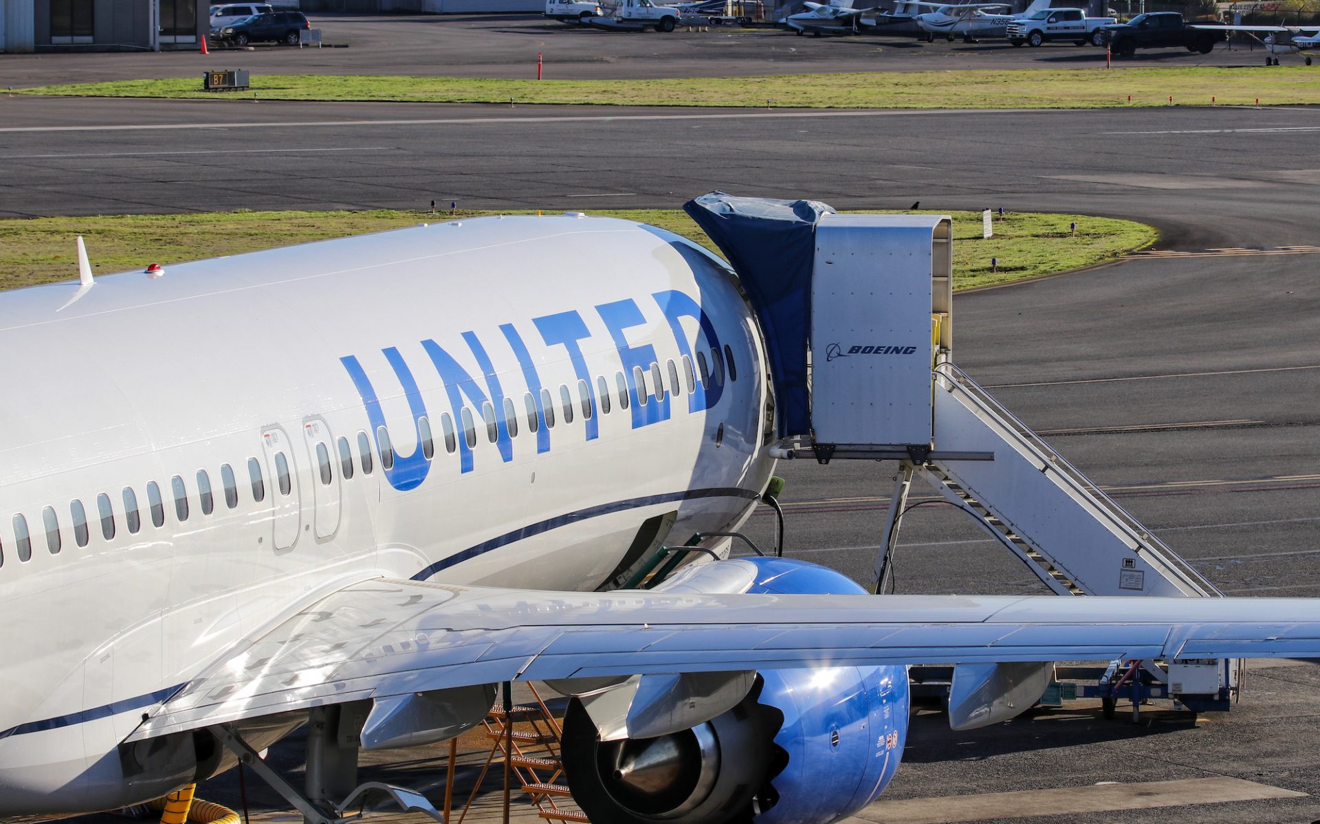 United_UA_737_Max_9_KRNT_BoeingFactory_katie_bailey_5
